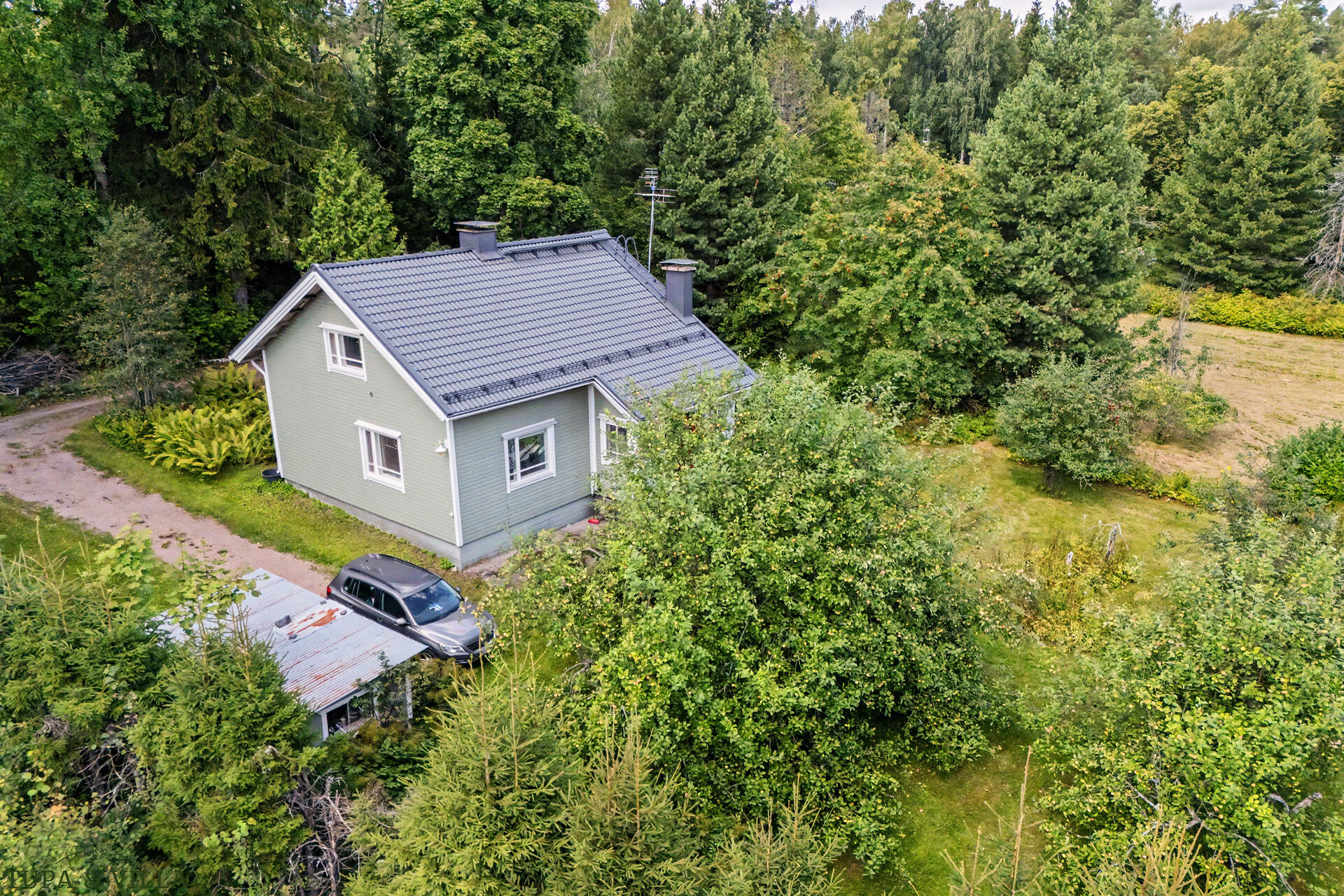 4h, k, wc, kellarissa khp ja sauna