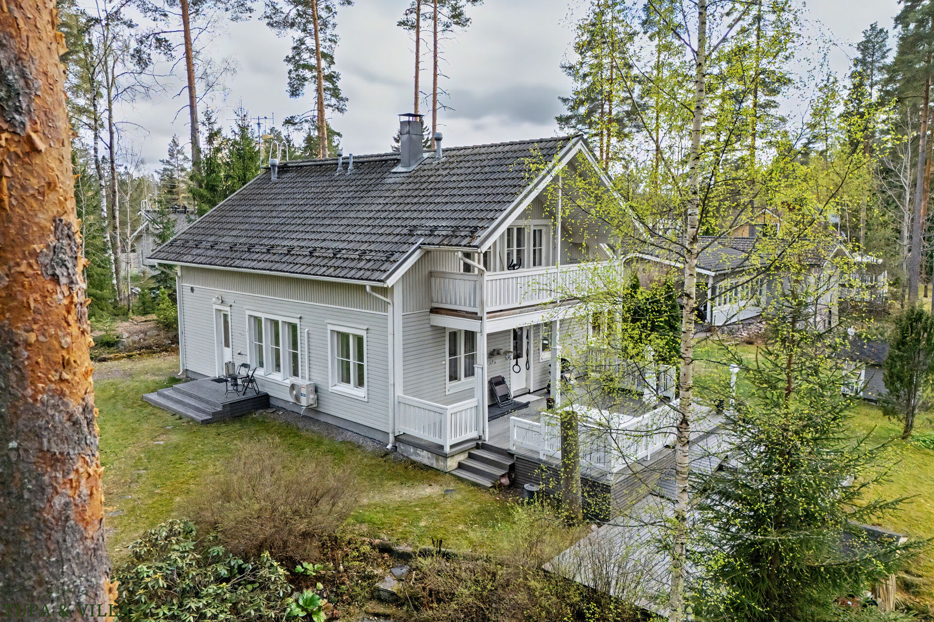 6h, k, khh, ps, s, 2x kph, wc, et. + at/ak/kellari/varasto + pihasauna