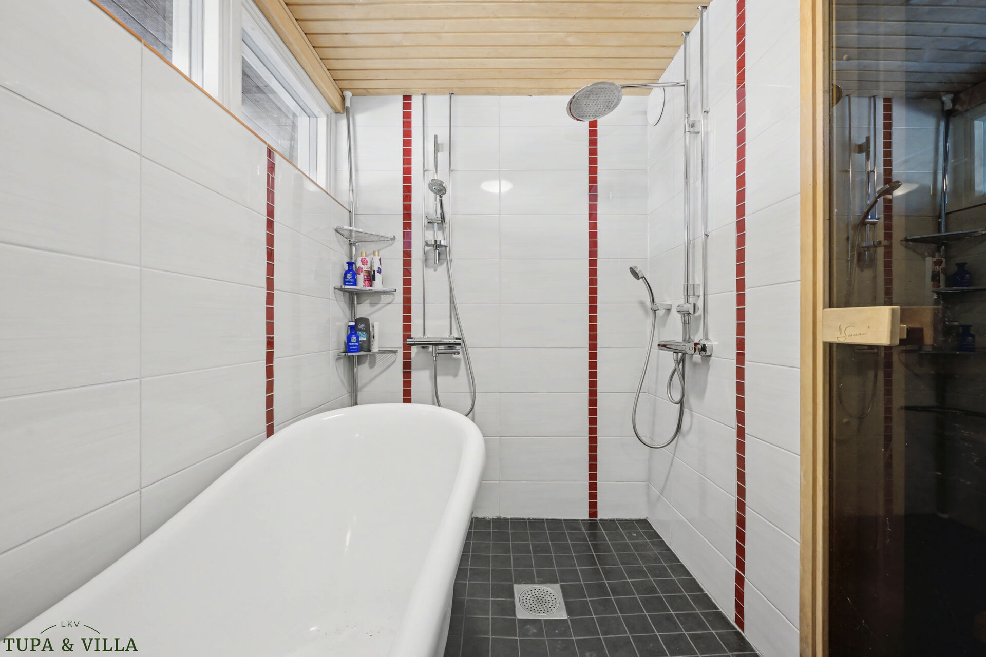 4h, k, ps, s, khh, 2 x erill. wc, 2 x et, autotalli