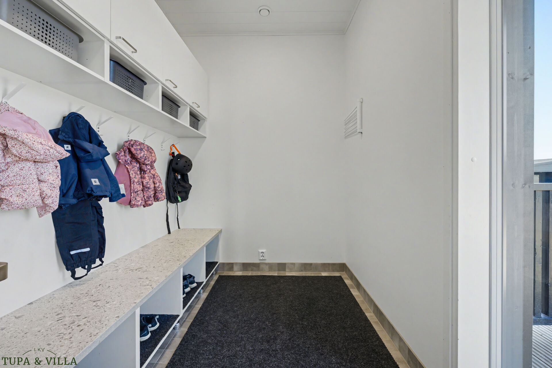 5h, k, khh, arkiet, wc, kph, s, th/saunatupa, ak, var.