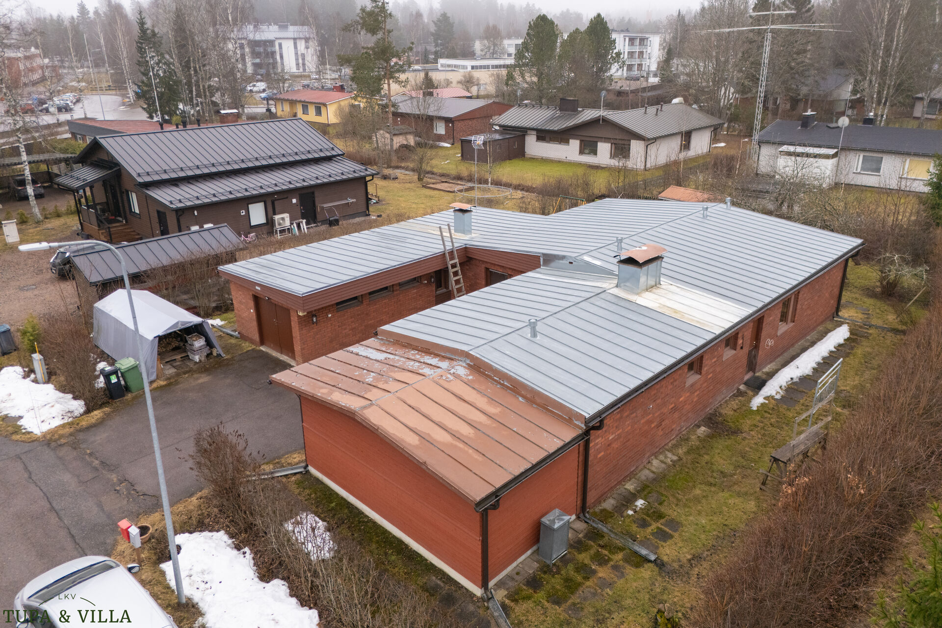 4h, k, takkahuone, kph, s, autotalli, var.  x 2, autokatos