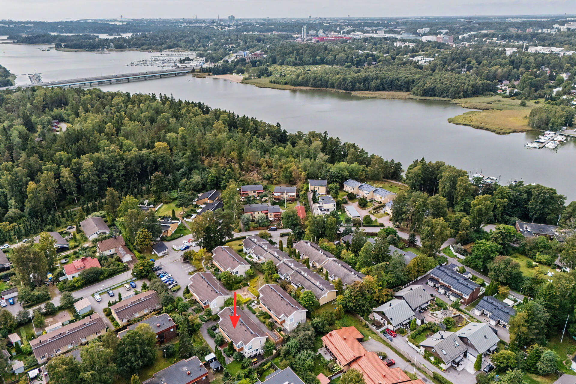 3-4h, k, s, 2 wc + lasitettu parveke