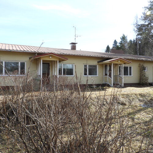 Omakotitalo, Kehäkatu 43, Nurmes, Itäkaupunki, 3h,k,wc ja 3h,k,wc + yhteinen saunaosasto, 170 m², 10 000 €