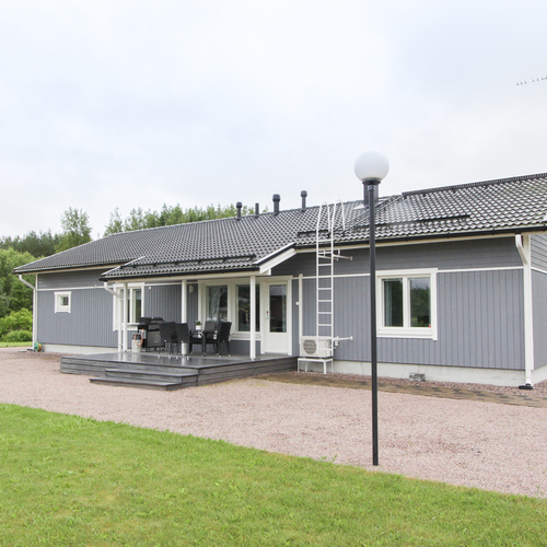 Omakotitalo, Antreantie 11, Riihimäki, Siirtola, 4 h, k, kph, s, 2 x wc, khh, vh, tekn, tila ak, var, ter, 112 m², 369 000 €