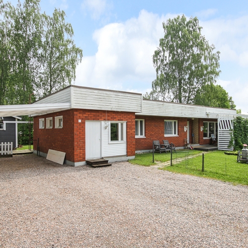 Omakotitalo, Taimenpolku 9, Taipalsaari, Saimaanharju, 4h, k, vh, wc, s, kph, khh(tila),ak, 120 m², 129 000 €