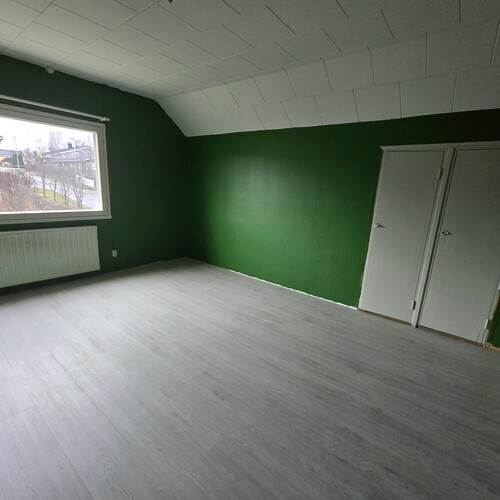 Makuuhuone, yläkerta.