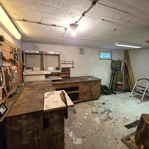 Verstas, kellarikerros.