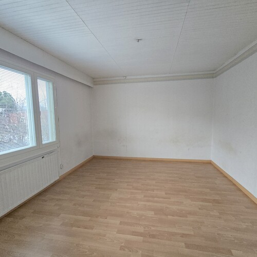 Makuuhuone, keskikerros.