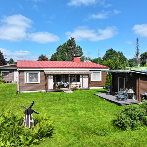 Omakotitalo, Puusepänkuja 1, Loviisa, Garnison, 5h + k + kph + s + khh + wc + vh + at, 106,00 m², 189 000,00 €
