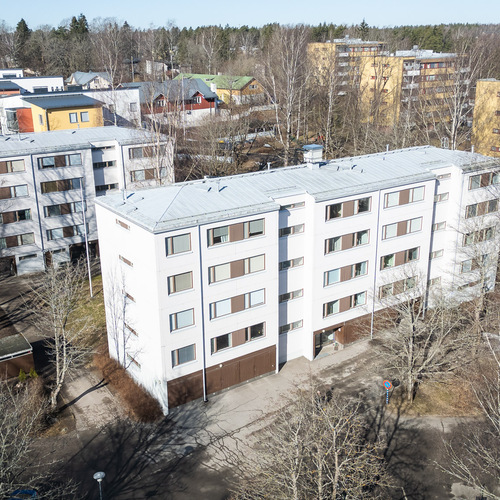 Julkisivu
