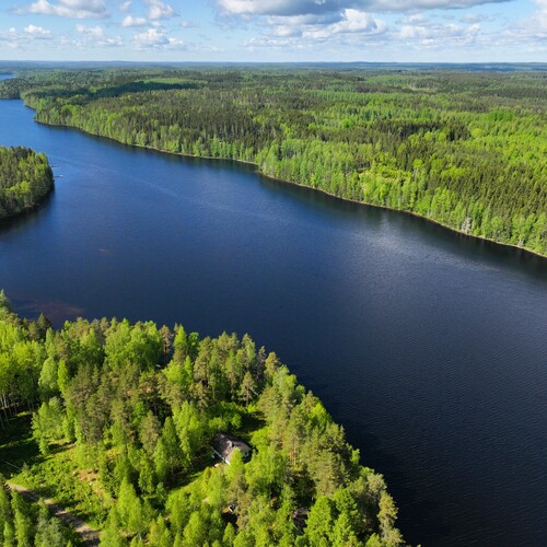 Mökki tai huvila, Kuortti, Iltaruskontie 18, Tupa, k, 2mh, khh, kph/wc, s, 2 katettua kuistia, 86,00m², 295 000,00 €