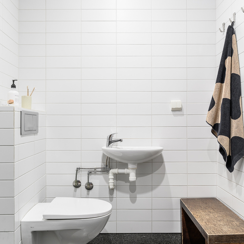 kylpyhuoneen wc