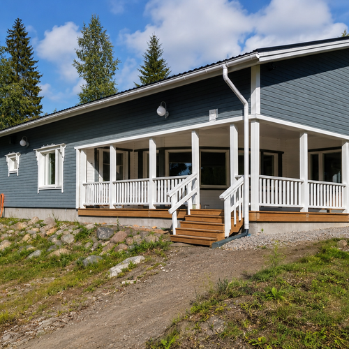 Mökki tai huvila, Tarkialantie 25 C, Juva, Lauteala, 5h+k+s+khh+3wc+terassi ja rantasauna, 139 m², 345 000 €