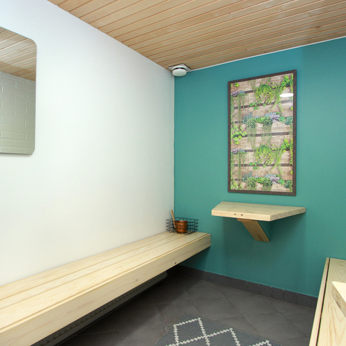 taloyhtiön saunatilojen pukuhuone