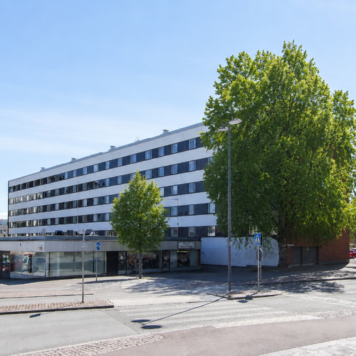 Kerrostalo, Keskuskatu 18-20, Riihimäki, Keskusta, 2h, k, kph/wc, vh, lasitettu parveke, 58 m², 79 000 €