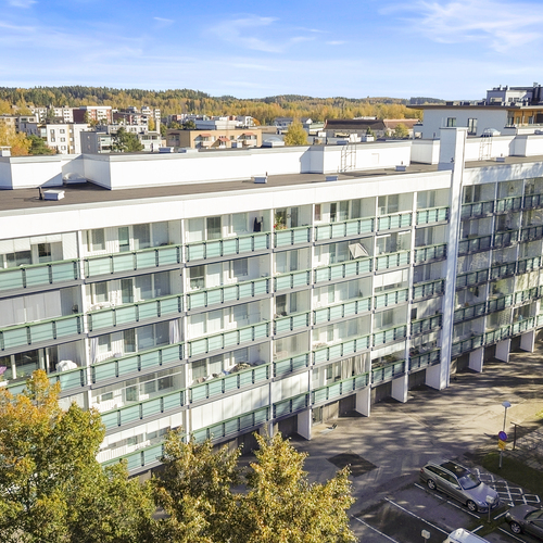Kerrostalo, Keskuskatu 18-20, Riihimäki, Keskusta, 2h, k, kph/wc, vh, lasitettu parveke, 58 m², 99 000 €