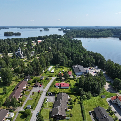 Rivitalo, Hovintie 9, Hirvensalmi, Keskusta, 2h + k + kph + s + vaatehuone + terassipiha + varasto, 60 m², 19 500 €