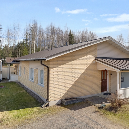 Rivitalo, Saniaiskatu 3, Rautjärvi, 3h, k, s, ak, 74 m², 43 000 €