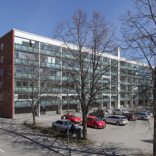 Kerrostalo, Keskuskatu 18-20, Riihimäki, Keskusta, 2h, k, kph/wc, vh, lasitettu parveke, 58 m², 87 000 €