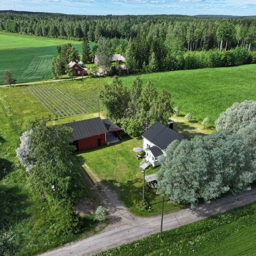 Omakotitalo, Ristolantie 29, Lapinjärvi, Kimonkylä, 4h + k + 2 wc + kuisti, 60,00 m², 65 000,00 €