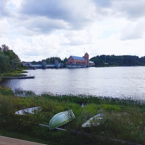 Näkymää joelle