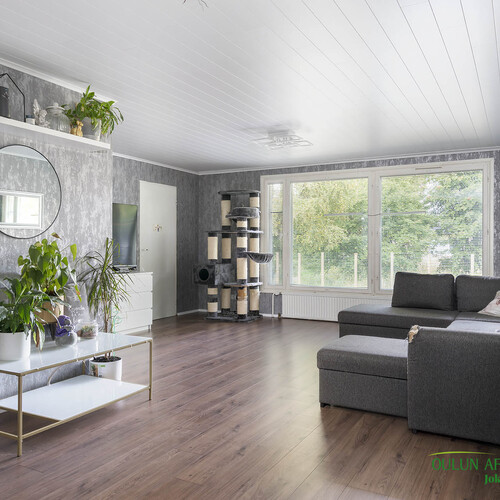 Omakotitalo, Huhtotie 1, Pudasjärvi, 5h, k, vh, kph, s, wc, var, at, terassi, 116 m², 85 000 €