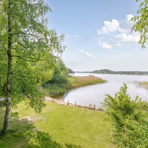 Omakotitalo, Taipalsaari, Saimaanharju, Vaaterannantie 1, 4h, k, kph, s, 2wc, khh, p, terassi, var, at,tekninen tila, 284,00m², 570 000,00 €