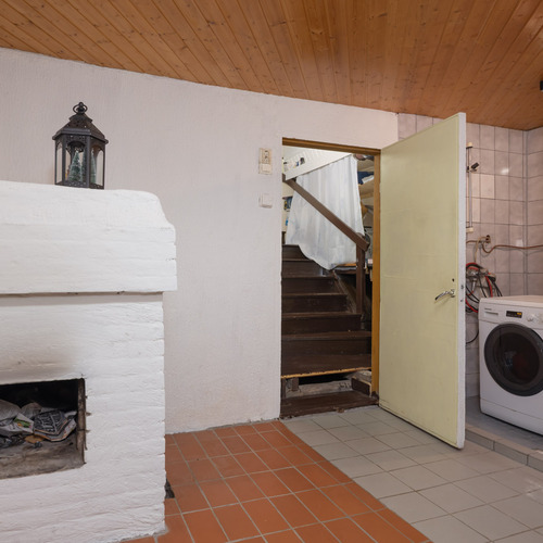 Kellaria, takka-/kodinhoitohuone