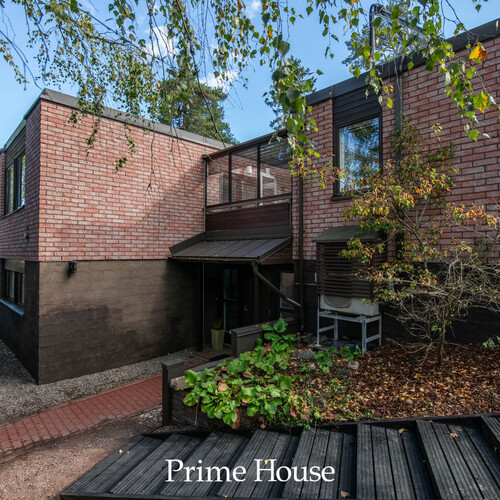 Omakotitalo, Tasakalliontie 10a, Espoo, Tuomarila, 5h, 2 x k, rt, askh, s, ph, 3 x wc, kph, 3 x var + lasit. terassi ja parveke, 123 m², 429 000 €