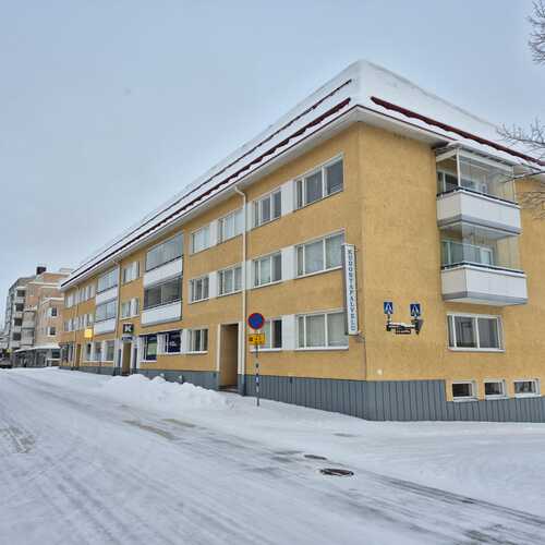 Kerrostalo, Kirkkokatu 10, Savonlinna, Keskusta, 4h+k+2x kph+p, 106,00 m², 99 000,00 €