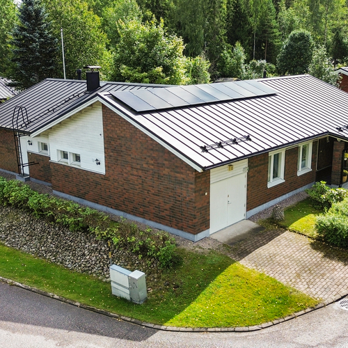 Omakotitalo, Mielikinpiha 2, Riihimäki, Kirjaus, 5h, k, khh, kph, s, 2xwc, lämmin varasto, autotalli, autokatos, 153 m², 359 000 €