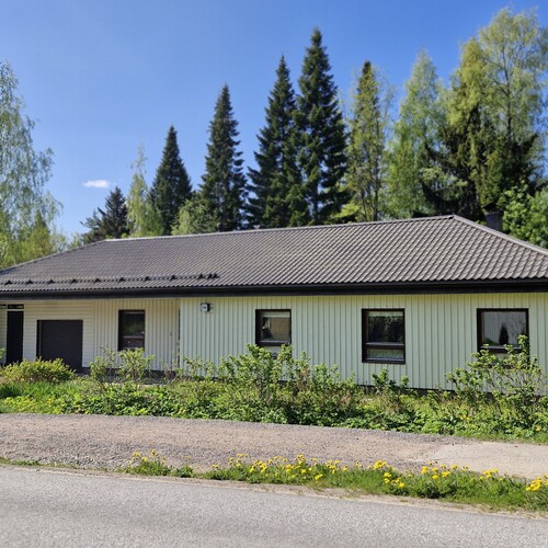 Omakotitalo, Satumäentie 14, Parikkala, Satumäki, k+oh+4mh+kph+s+wc+et+tk+vh+3var+at+ter, 138,50 m², 39 000,00 €