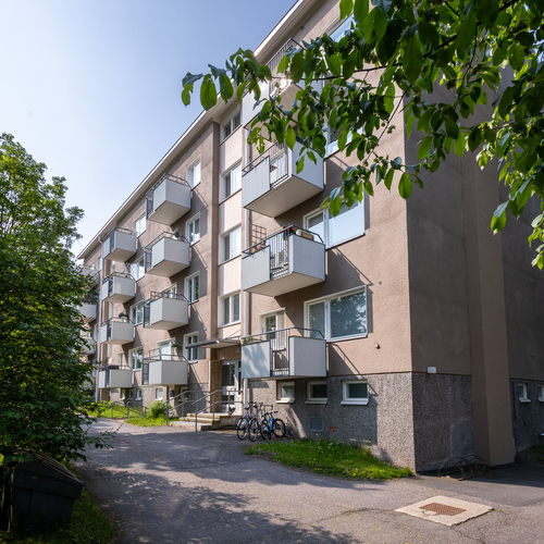 Julkisivu sisäpihan puolelta