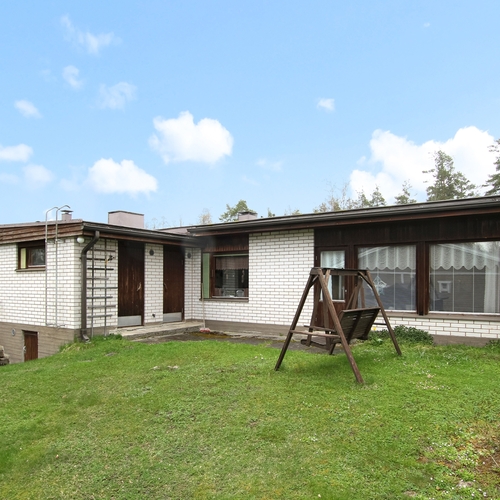 Omakotitalo, Lappeenranta, Hovinpelto, Koskisenkatu 7, 4h, k, s, at, 167,00m², 82 000,00 €