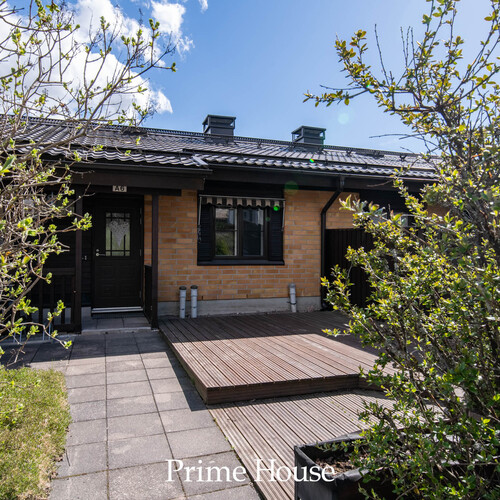 Rivitalo, Varputie 3, Espoo, Nöykkiö, 3h, k, ph, s, erill. wc, varasto/vh, khh/wc + ulkovarasto, 89,50 m², 267 000 €