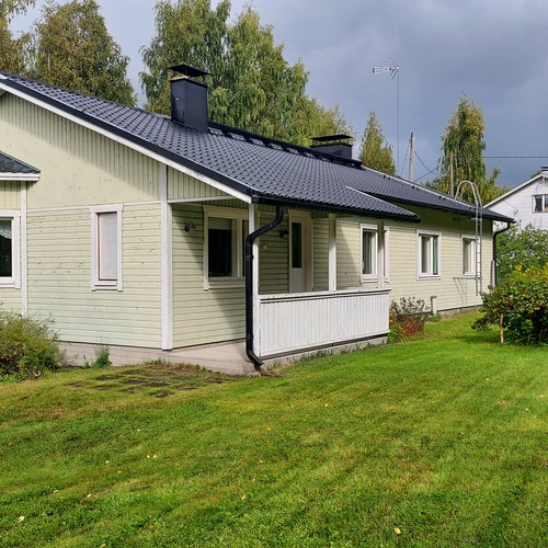Omakotitalo, Heikkiläntie 10, Parikkala, Kirjavalan kylä, 3mh+3tupak+kph/wc+wc+s+ph+3vh+pkh+et+tk, 138,00 m², 32 000,00 €