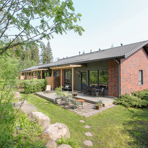 Rivitalo, Riihimäki, Teerimäenkatu 1, 4h, k, erill.wc, kph/wc, s, terassi, varasto, ak, 199 000,00 €