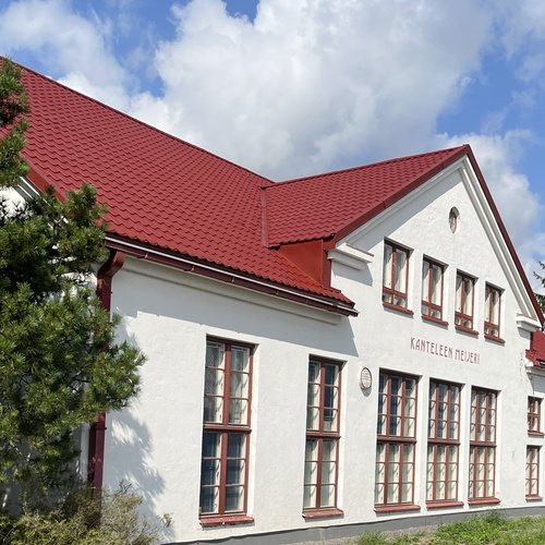 Julkisivu