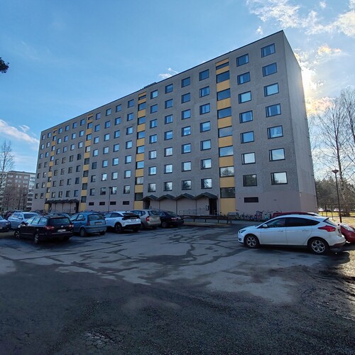 Julkisivu