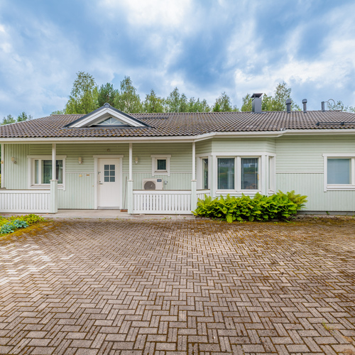 Omakotitalo, Peikonkuja 5, Mikkeli, Savisilta, 5h, k, wc, kph, s, khh, vh, tk, terassi, var, puuvar, 128 m², 239 000 €
