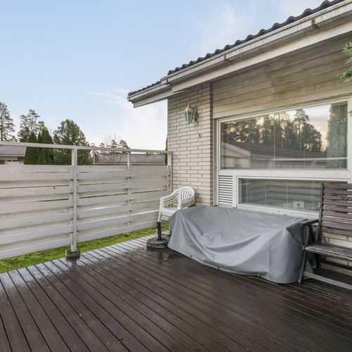Viihtyisä terassi