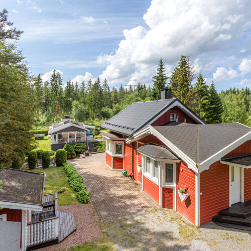 Uskjärventie 143