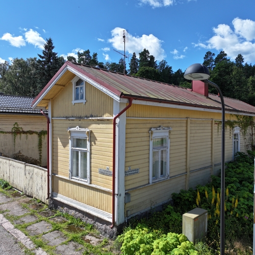 Omakotitalo, Puutarhakatu 10 A, Loviisa, Alakaupunki, 2h + k + wc + kuisti + vintti, 46,00 m², 135 000,00 €