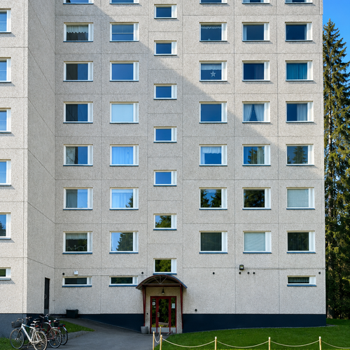 Julkisivu