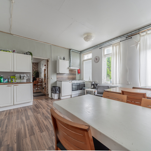 Majatalon yhteiskeittiö