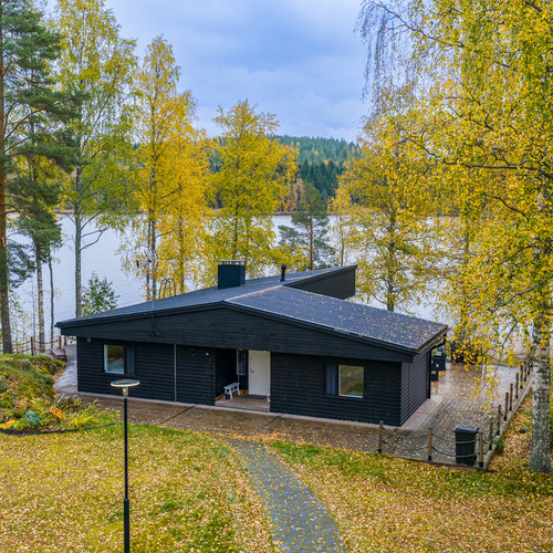 Omakotitalo, Paljavedentie 64, Mikkeli, Siiskola, Tupa/tupakeittiö, 3mh, pukuhuone, kylpyhuone, sauna, wc, lasitettu kuisti, 109 m², 448 000 €