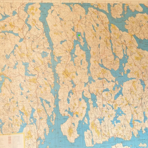 Saajuu järvi Partalansaaressa.