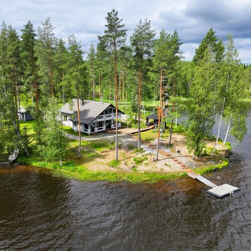 Mökki tai huvila, Kirvesniementie 121, Pertunmaa, 2x Oh, k, 4mh, pukuh, kph, s, tk, wc, ter, parv, 118 m², 325 000 €