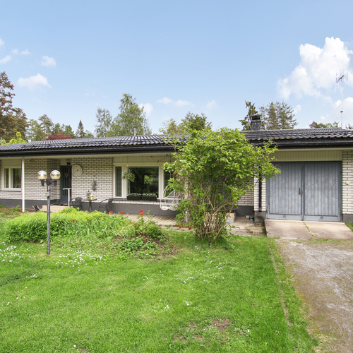 Omakotitalo, Lappeenranta, Käenkaari 7, 5h, k, vh, kph, s, wc, var, at, 160,00m², 88 000,00 €