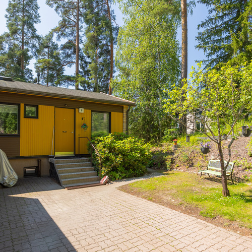 Rivitalo, Janakkala, Tervakoski, Teeritie 33, 4h, k, wc, vh, kph/wc, s, var, at, 103,00m², 89 000,00 €